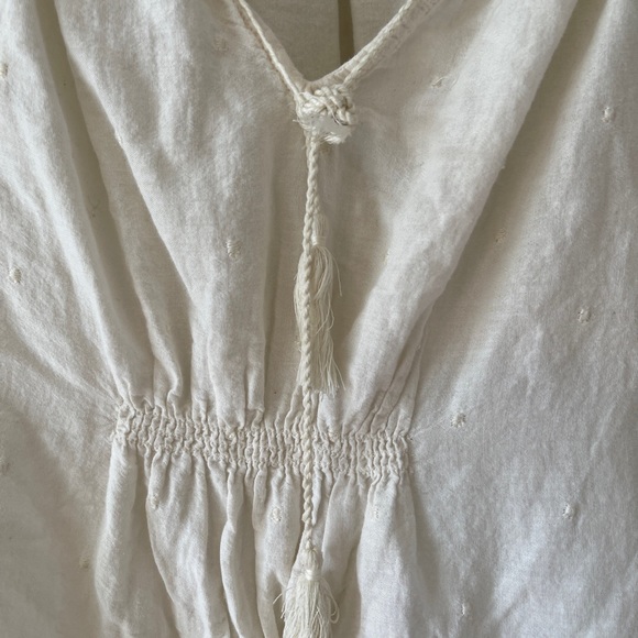 Old Navy White Maternity Shirt - Picture 2 of 3